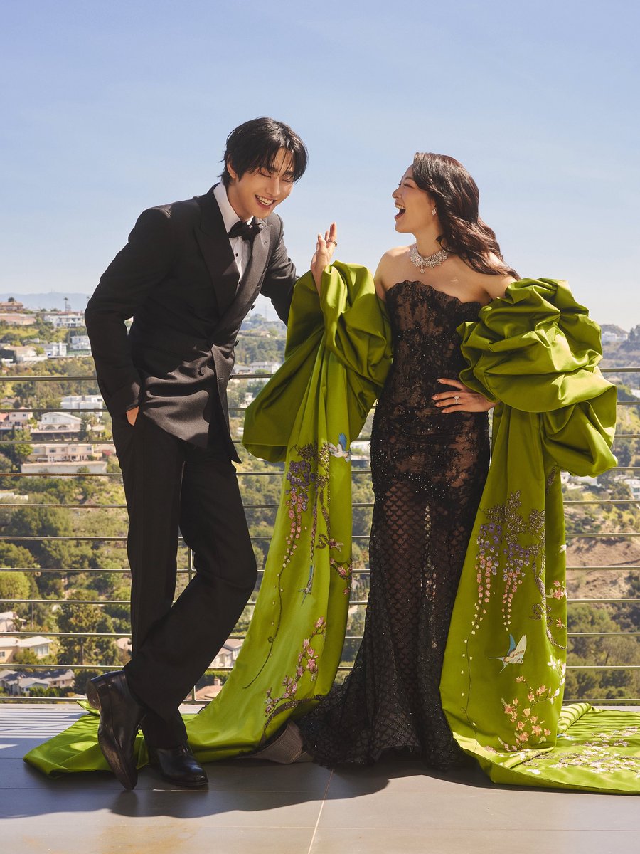 Rumi &amp; Jinu, Oscars bound ✨
slide 2: our villain era 😌
@chewy_cho filling in for Derpy
which one’s your fav? 🤍