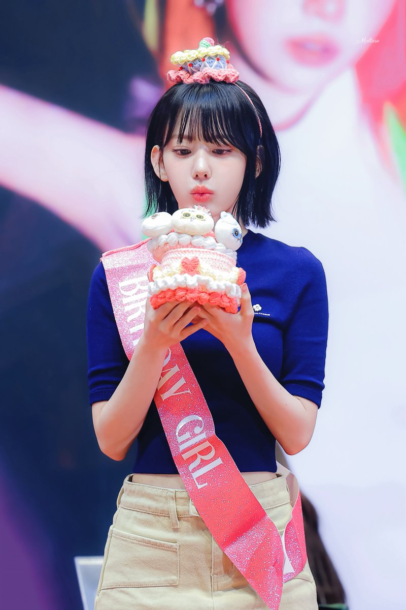 Maltese0319's tweet photo. .         ˗ˋˏ🐱ˎˊ˗        .
                ╽ 
　╭ ♡ ⍨⍣⍨ ♡  ╮  
    ⤷ 〰️〰️〰️〰️
╰⪩•⪨〰️〰️⪩•⪨ ╯
𝗛𝗔𝗣𝗣𝗬 𝗕𝗜𝗥𝗧𝗛𝗗𝗔𝗬 ೀ

#SAKURACelebramus 
#온세상에_사쿠라_피어나 
#사쿠라 #SAKURA https://t.co/Ki14EgUh7P