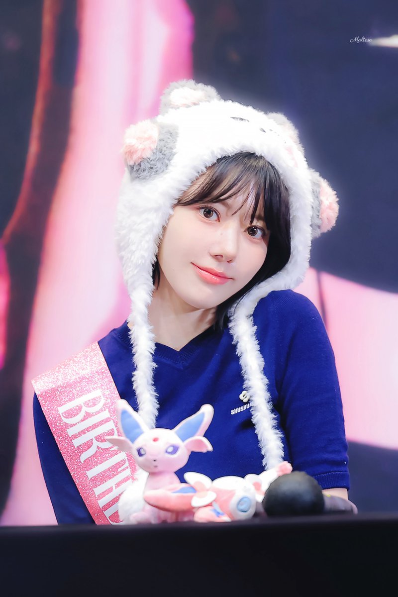 Maltese0319's tweet photo. .         ˗ˋˏ🐱ˎˊ˗        .
                ╽ 
　╭ ♡ ⍨⍣⍨ ♡  ╮  
    ⤷ 〰️〰️〰️〰️
╰⪩•⪨〰️〰️⪩•⪨ ╯
𝗛𝗔𝗣𝗣𝗬 𝗕𝗜𝗥𝗧𝗛𝗗𝗔𝗬 ೀ

#SAKURACelebramus 
#온세상에_사쿠라_피어나 
#사쿠라 #SAKURA https://t.co/Ki14EgUh7P