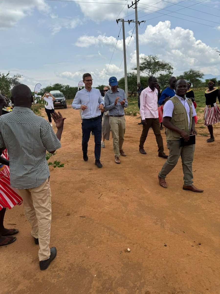 Ireland in Uganda tweet media