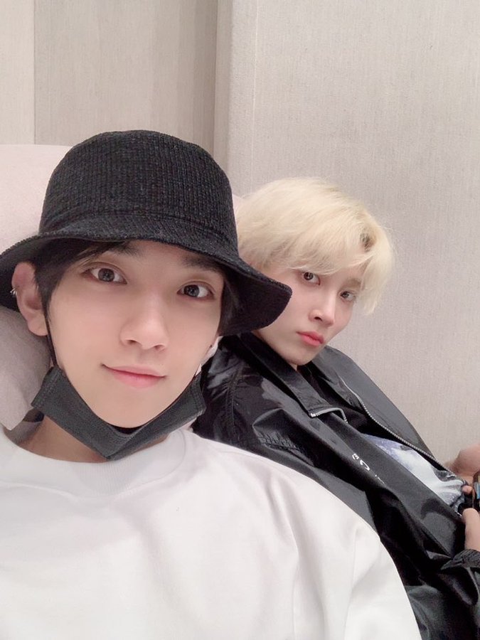 190319 😇🦌

'practice' 
🤍🖤