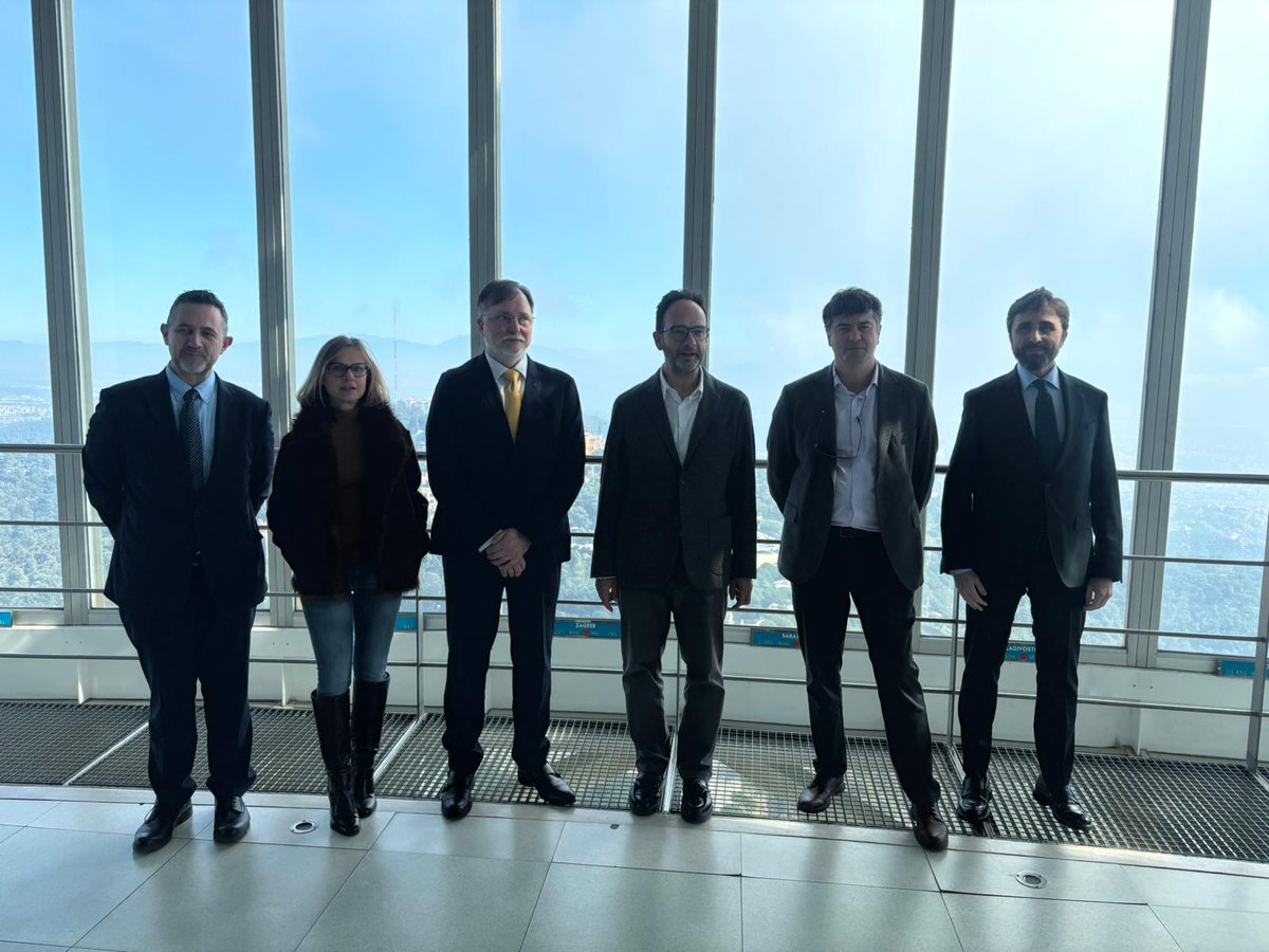 SE Telecomunicaciones e Infraestructuras Digitales tweet media