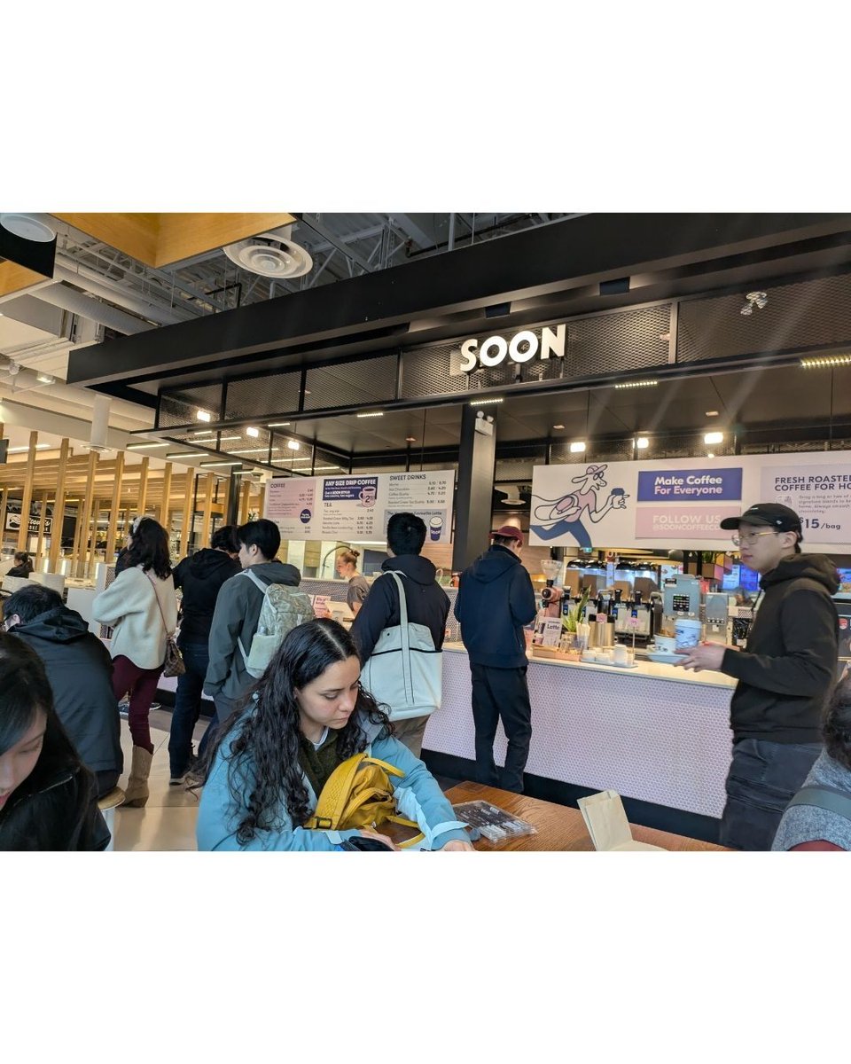 devinakirloskar's tweet photo. Meetup at Brentwood Mall. I chose to draw the Soon Cafe and people standing in line for coffee. Drawings cafes in quite fun and dynamic. I loved drawing the detailed menu and getting the colour palette  of pink and purple in. It's lovely to draw with the usk community. https://t.co/nSiOh9SaJi