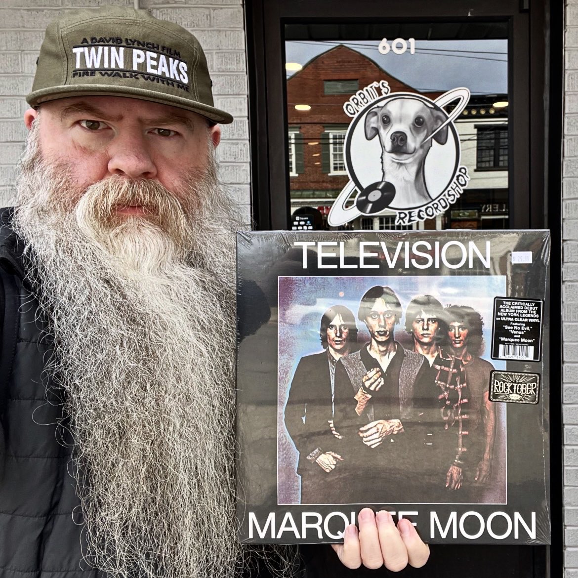 Orbit’s Record Shop tweet media