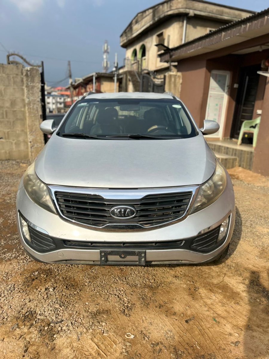 ParamountAuto0's tweet photo. Brand:Kia
Model:Sportage
Year:2011
A/C cooling
Price:7.7M 
Condition:Registered, zero issue 
Address: ojogbe ikorodu Lagos https://t.co/kFkcVTzBYp