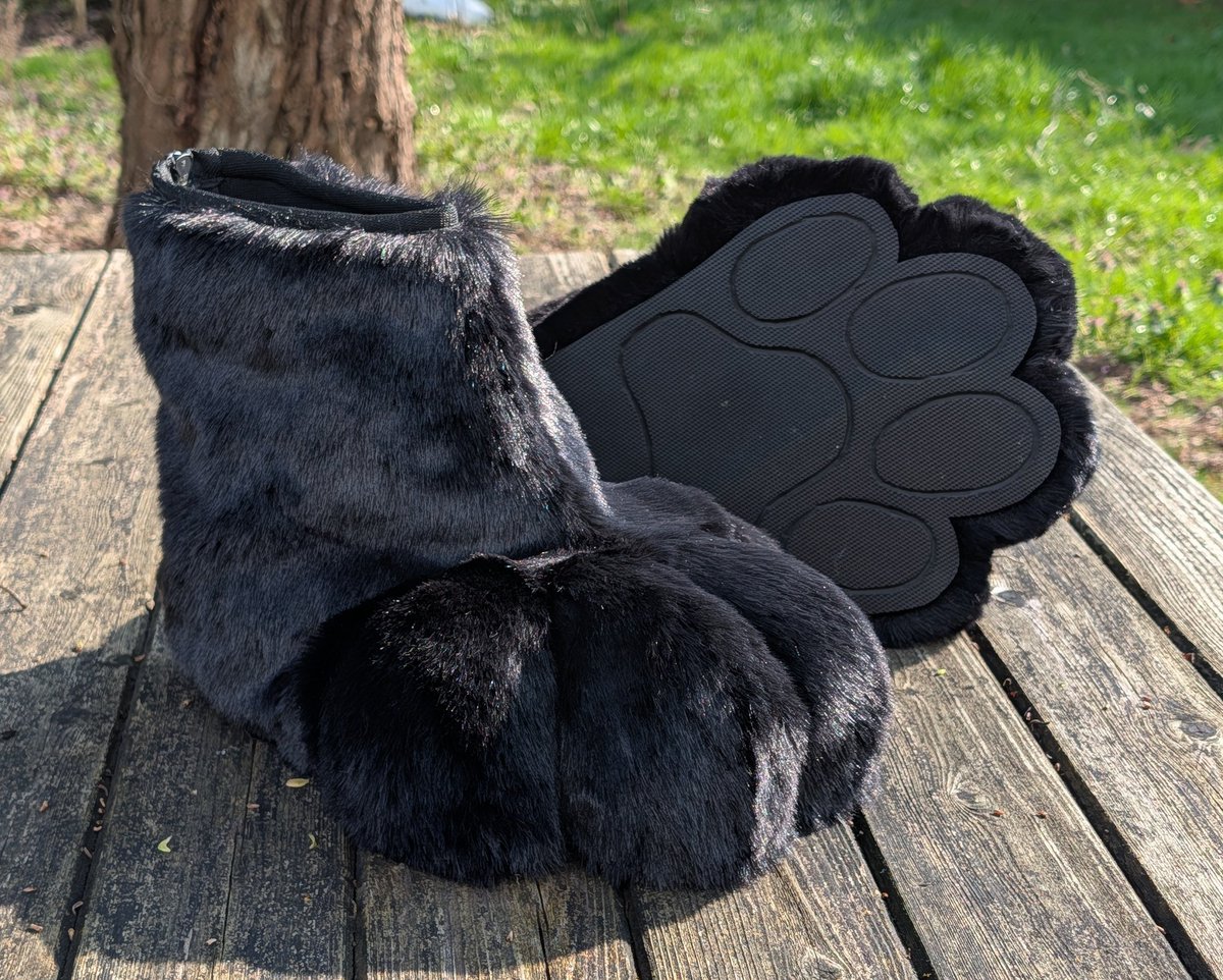 Hell Charm tweet media