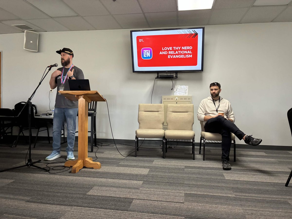 Love Thy Nerd tweet media