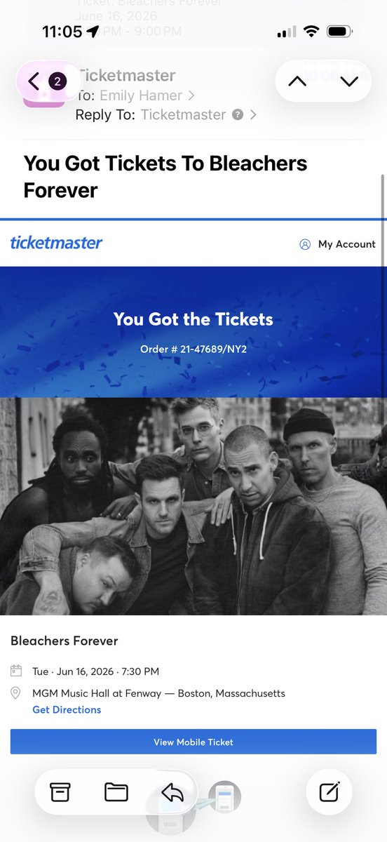 emily εϊз tweet media