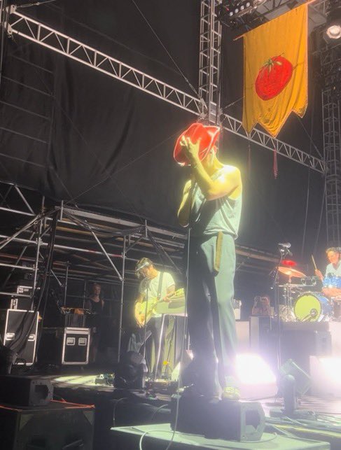 emily εϊз tweet media