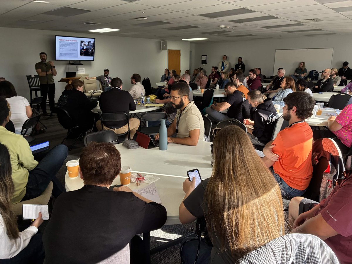 Love Thy Nerd tweet media