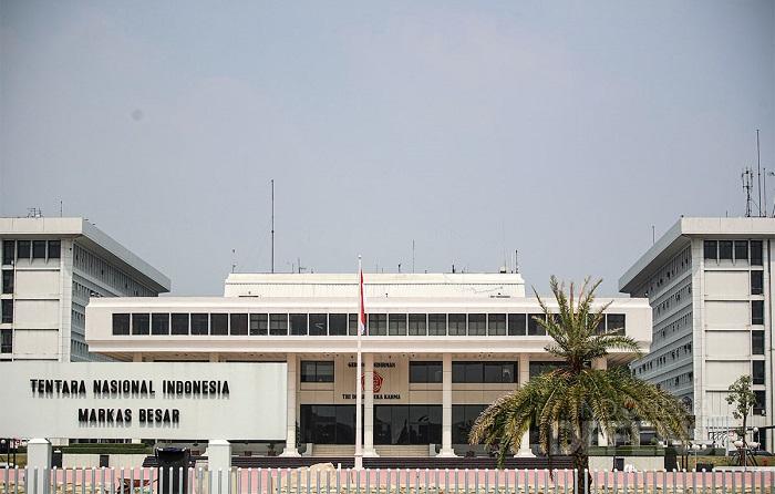 Four military officers have been held by Mabes TNI for alleged acid assault on KontraS activist Andrie Yunus.

(kompas.id/artikel/tni-ta…)