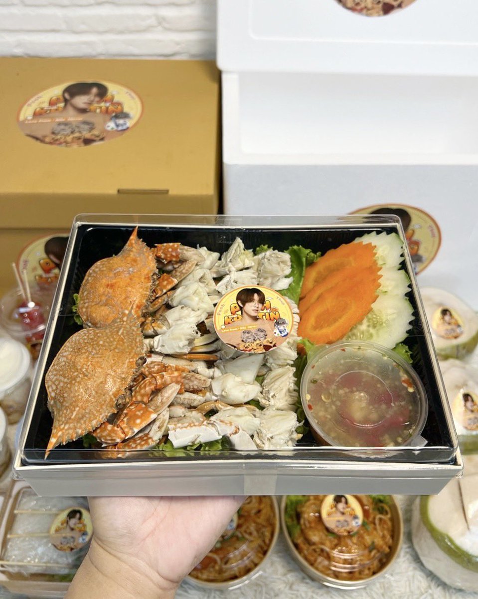 kringklong's tweet image. Food support for Pooh 🍓🍒
Thank you so much to the interfans for this food support order 🫶🏻

૮₍ ˃̵ᴗ˂̵₎ა 
#ppoohkt 
#PooHHooPers

☎️ Tel. 095-1244644
📱 Line. @Kringklong64
#foodsupport #kringklongfoodbox