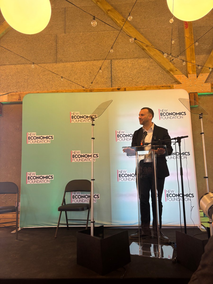 megan kenyon tweet media