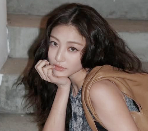 rdcbbaby's tweet photo. WELCOME BACK JIHYO FORMULA OF LOVE BREAK IT CONCEPT https://t.co/8qP2PFNmrQ