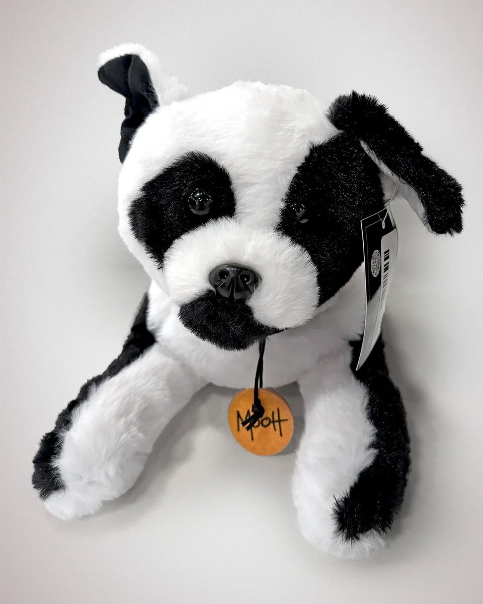 A Bunch of Stuff by Johnny Depp tweet media