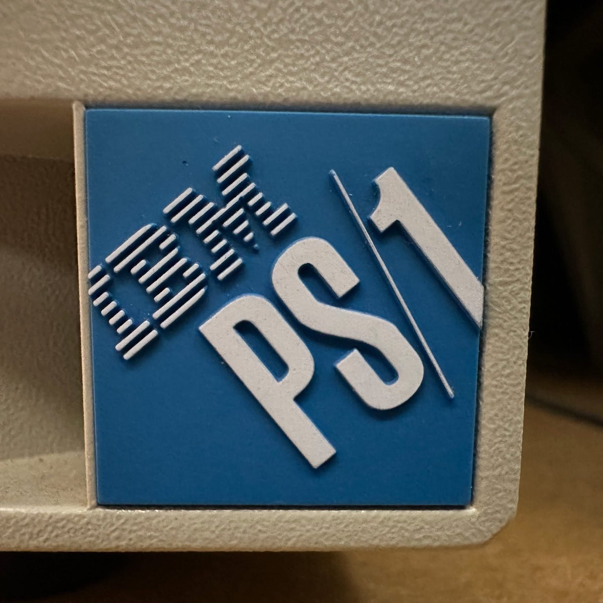 Digital Retro Park tweet media