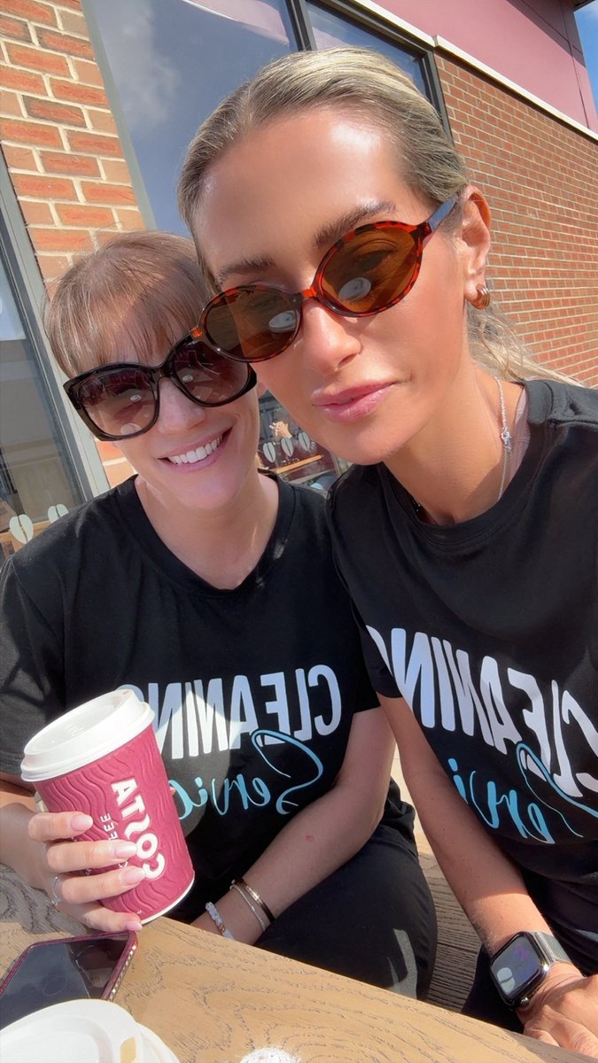 Annie_ruther's tweet image. Quick coffee stop before my best friend gets married to this weekend 👰🏽‍♀️🍾🥂 #wednesday #midweek #bestie #weddingweek