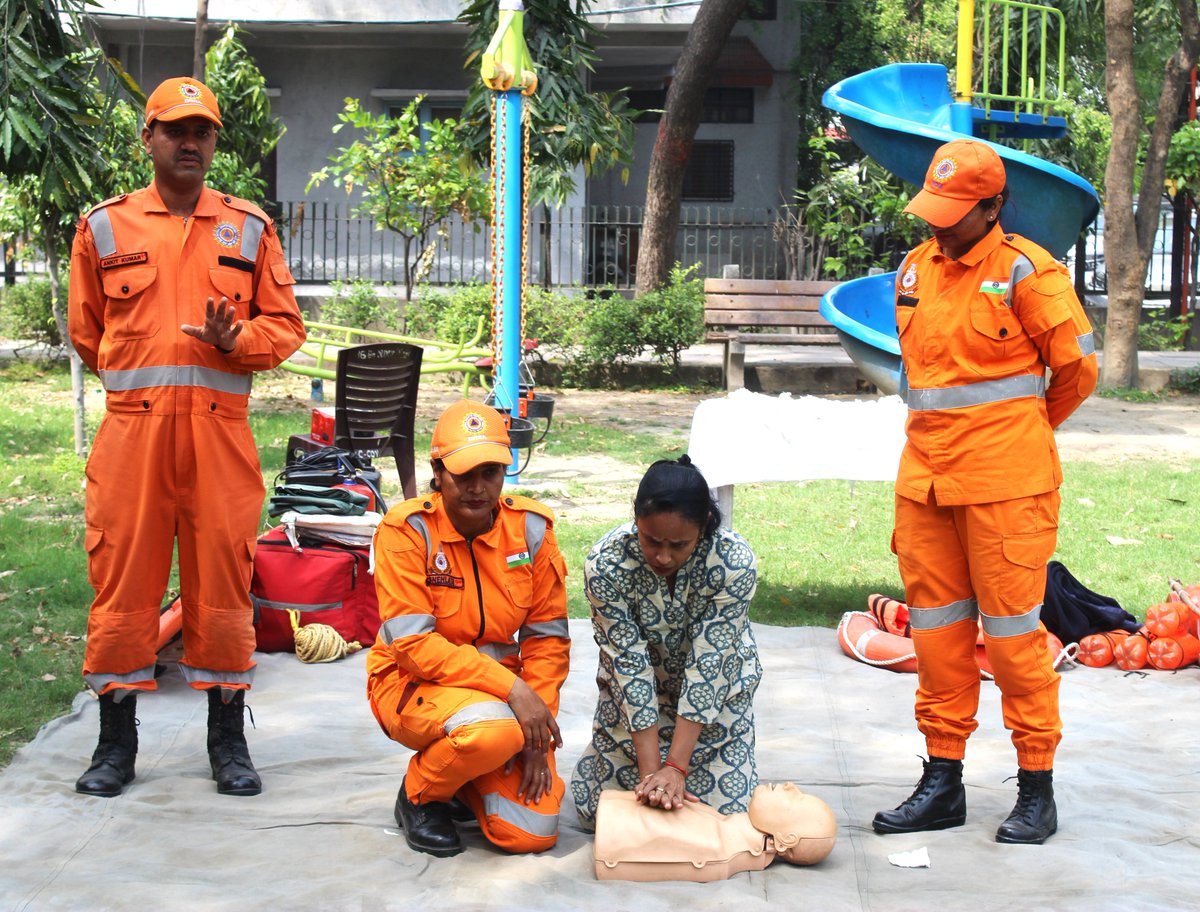 16 NDRF Delhi tweet media