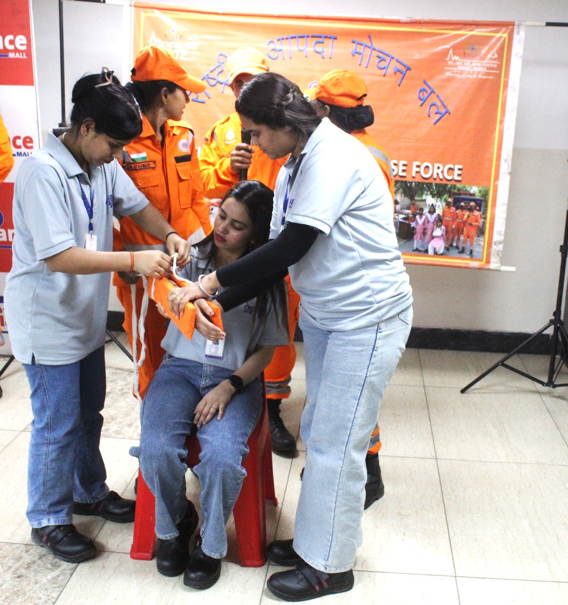 16 NDRF Delhi tweet media