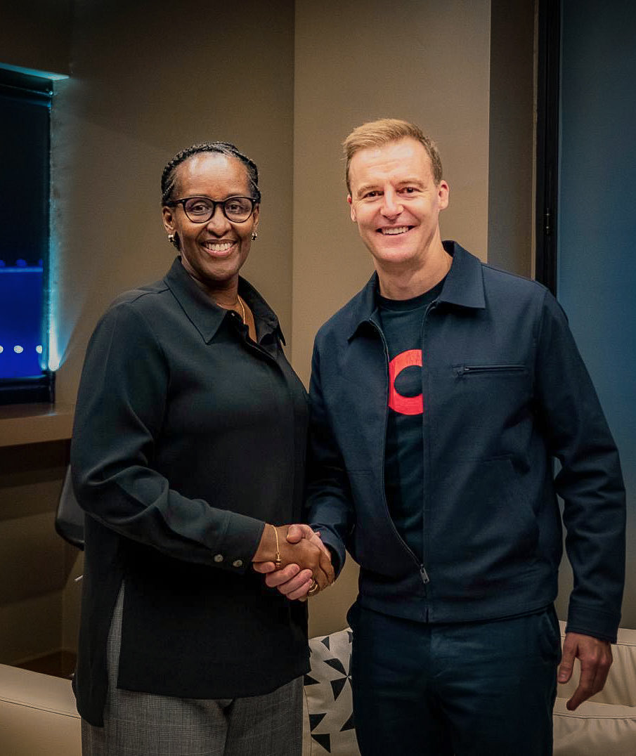 Hugh Evans tweet media