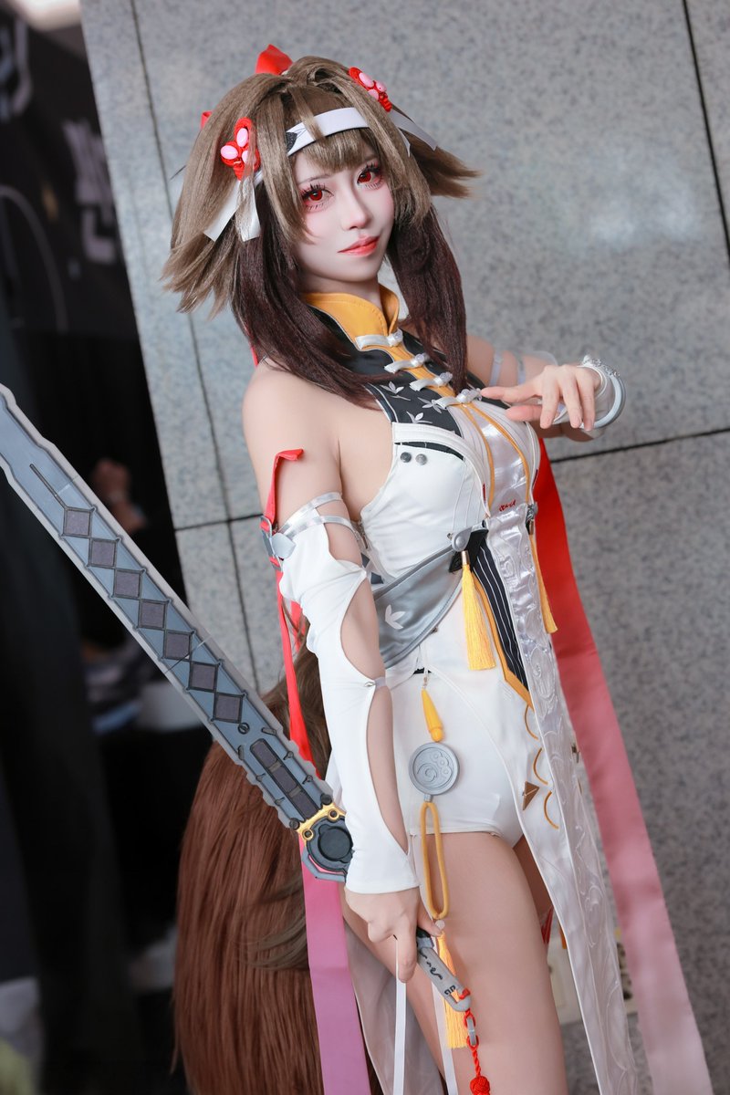 아델📸 tweet media