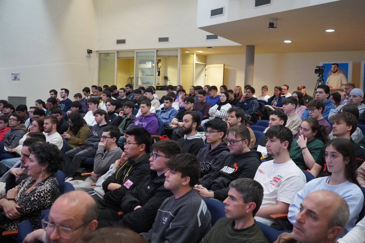 ES. Informática UCLM tweet media