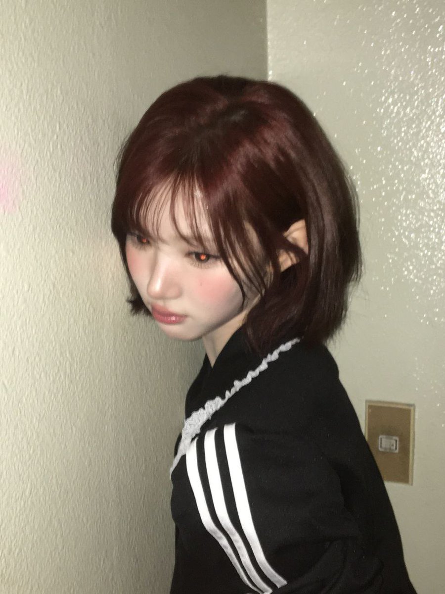 Dear, J. tweet media