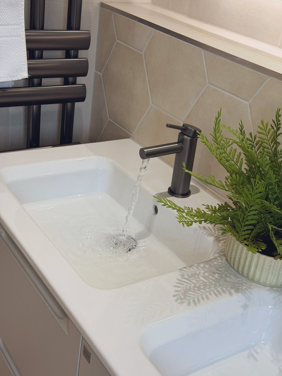 The Tap End tweet media