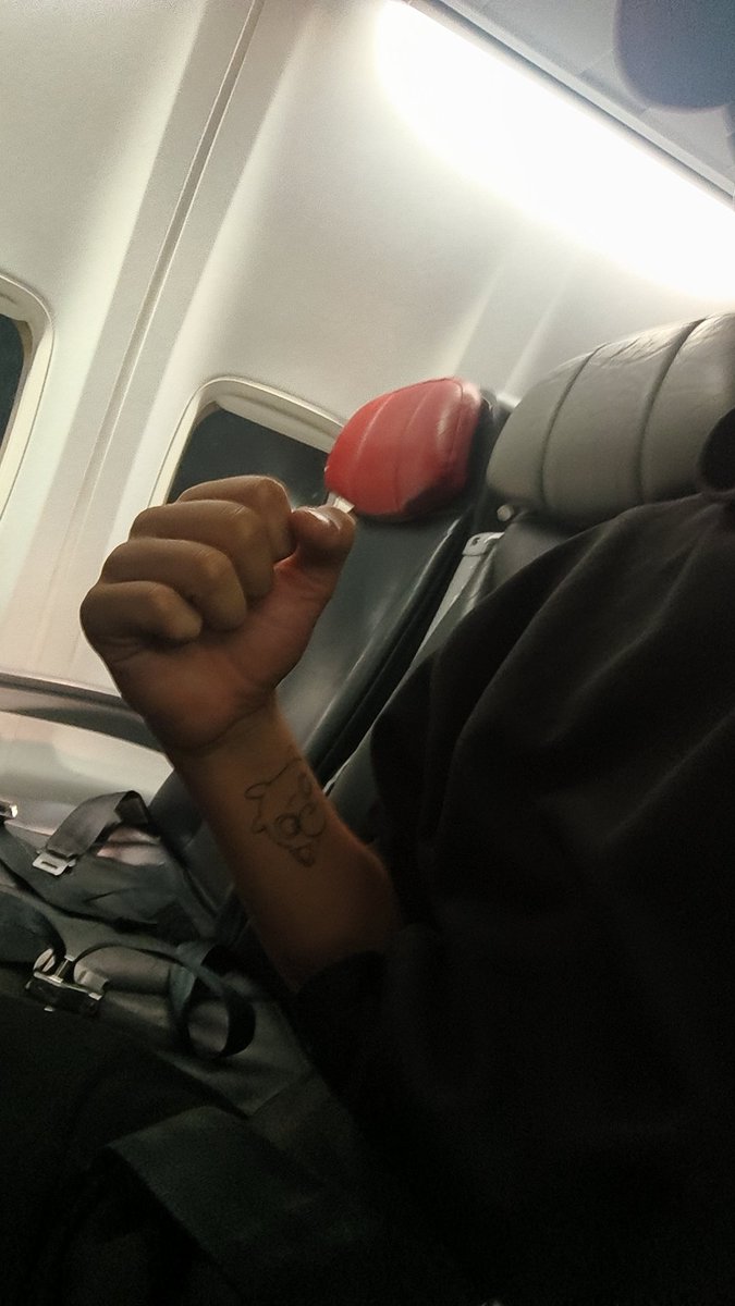 Flamboyant tweet media