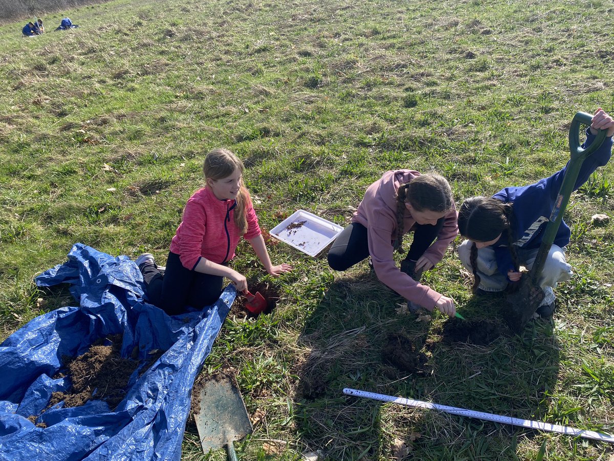 Ysgol Sychdyn tweet media