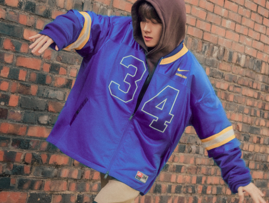 About Music tweet media