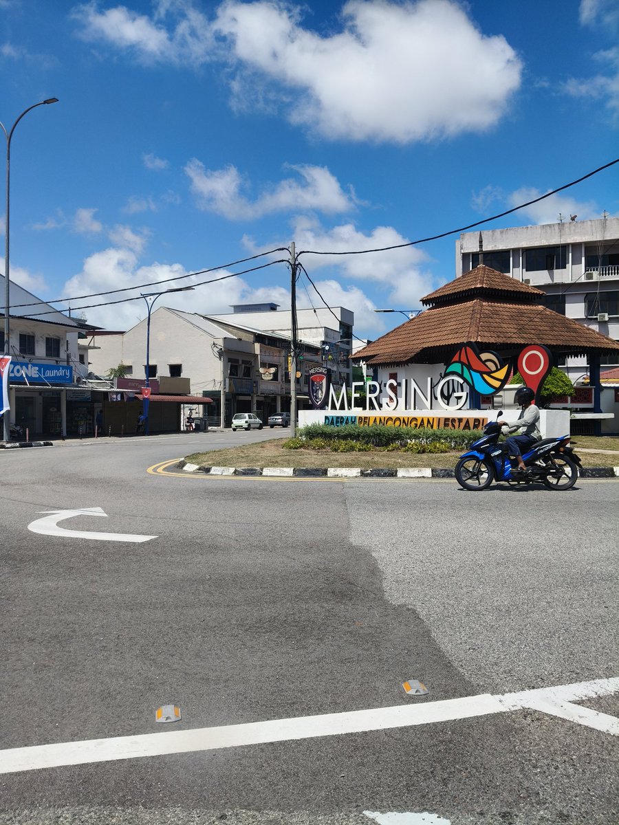 IzzHan เตี้ย น่ารัก tweet media