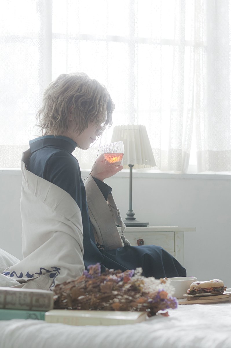 【 魔法使いの約束 】※cos

ファウスト：ナセコさん
photo by古閑 紅
▷▷寝間着
#まほやく_cos