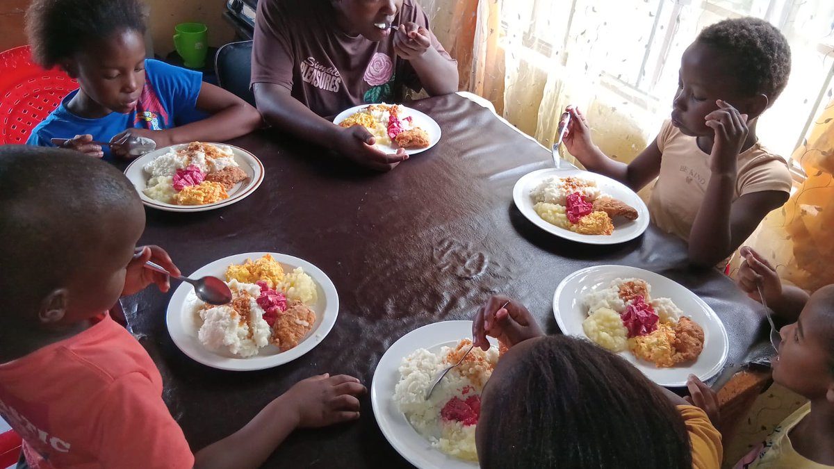 soscv_sa's tweet image. Because of #KFCAddHope contributions, combined with R2 voluntary donations from customers, many children share mealtimes which have become moments of comfort and connection, strengthening family bonds within our villages. #KFCSA #AddHope