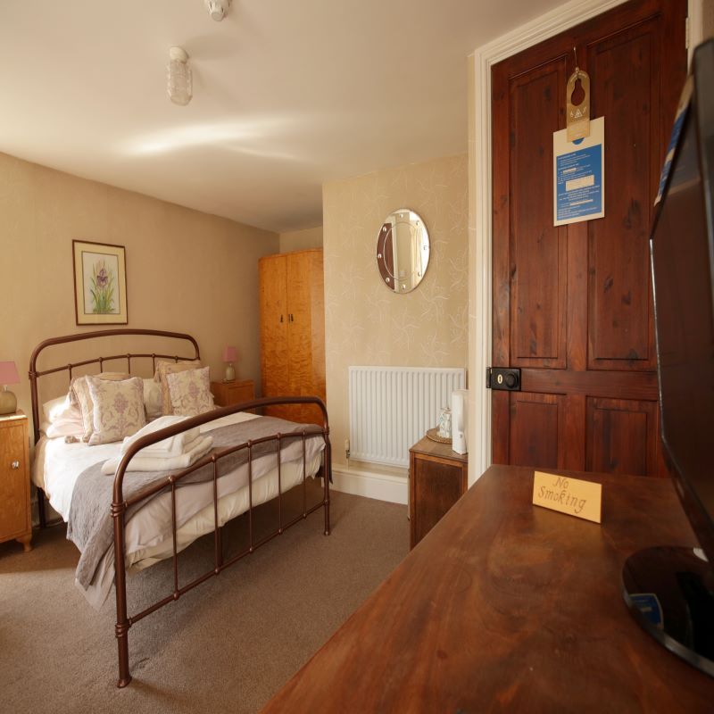 B&B Stays tweet media