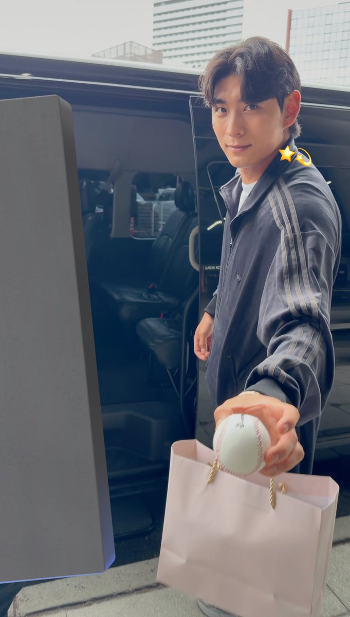 ⭐️💫 tweet media