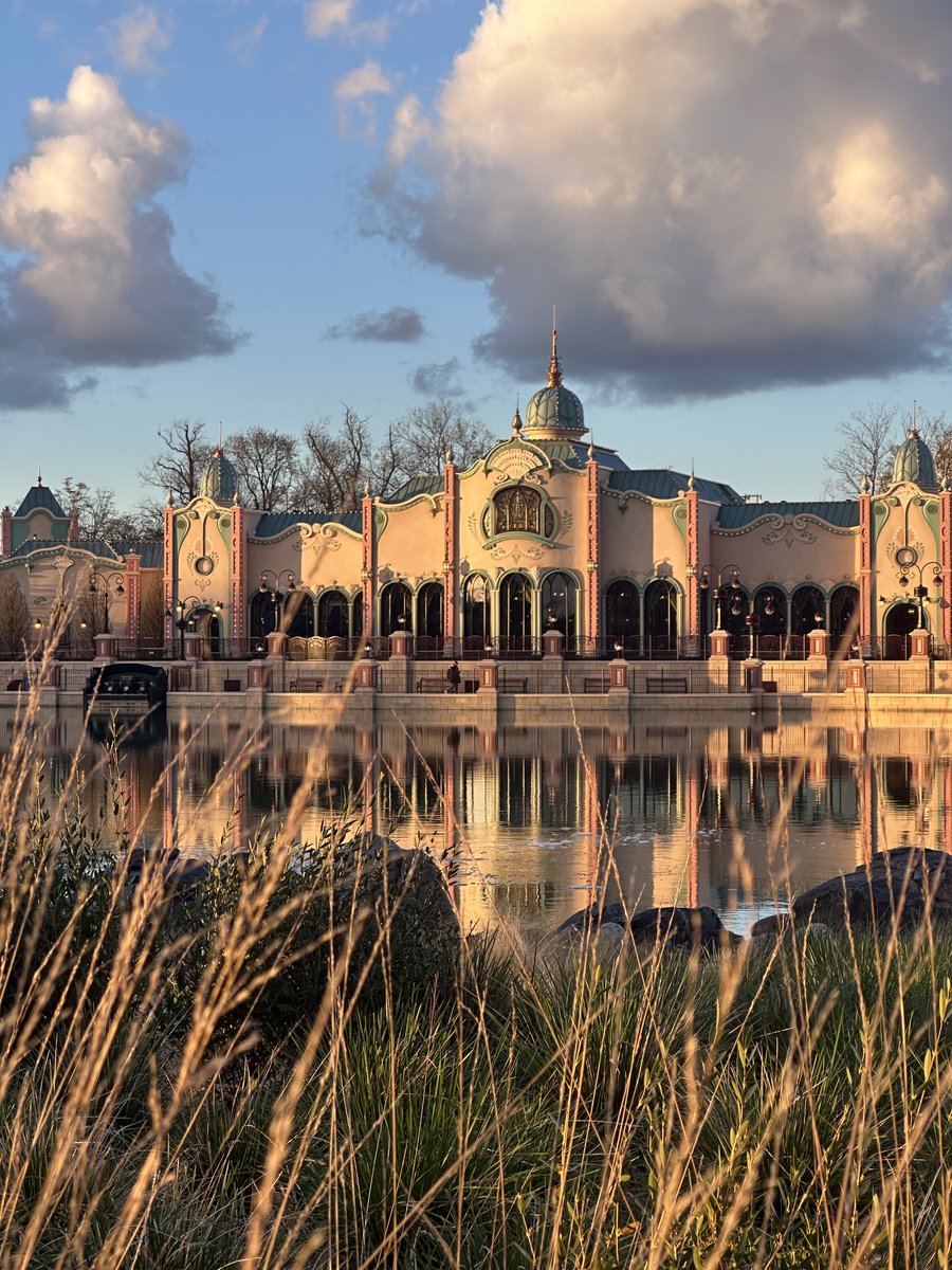 Le Parcorama tweet media