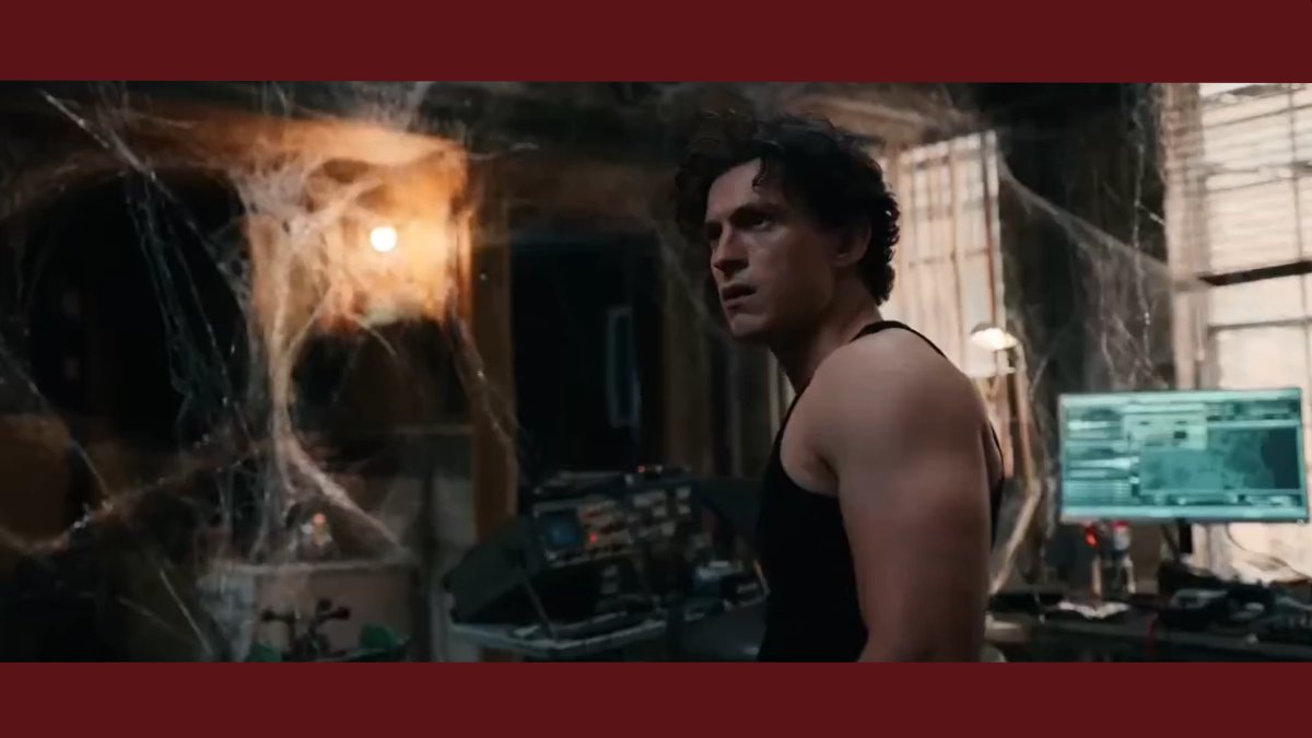 Homem-Aranha: 4 - Com Peter se transfomando em aranha, assista ao trailer oficial de 'Um Novo Dia' legadodamarvel.com.br/homem-aranha-4…