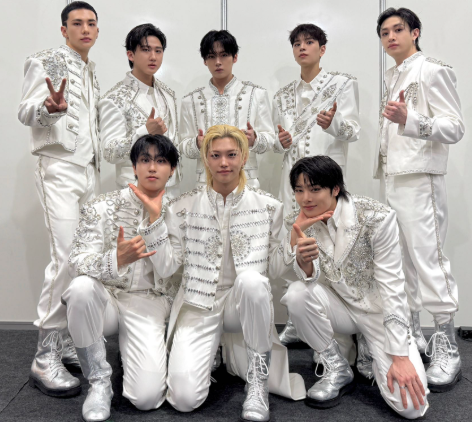 About Music tweet media