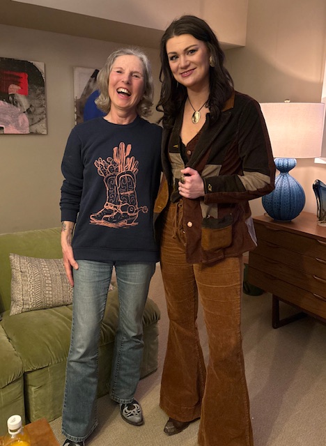 Country Lowdown tweet media