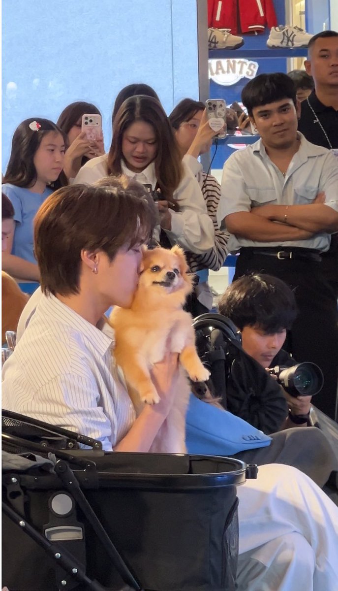 𝐂𝐡 (.◜◡◝ )💢 tweet media