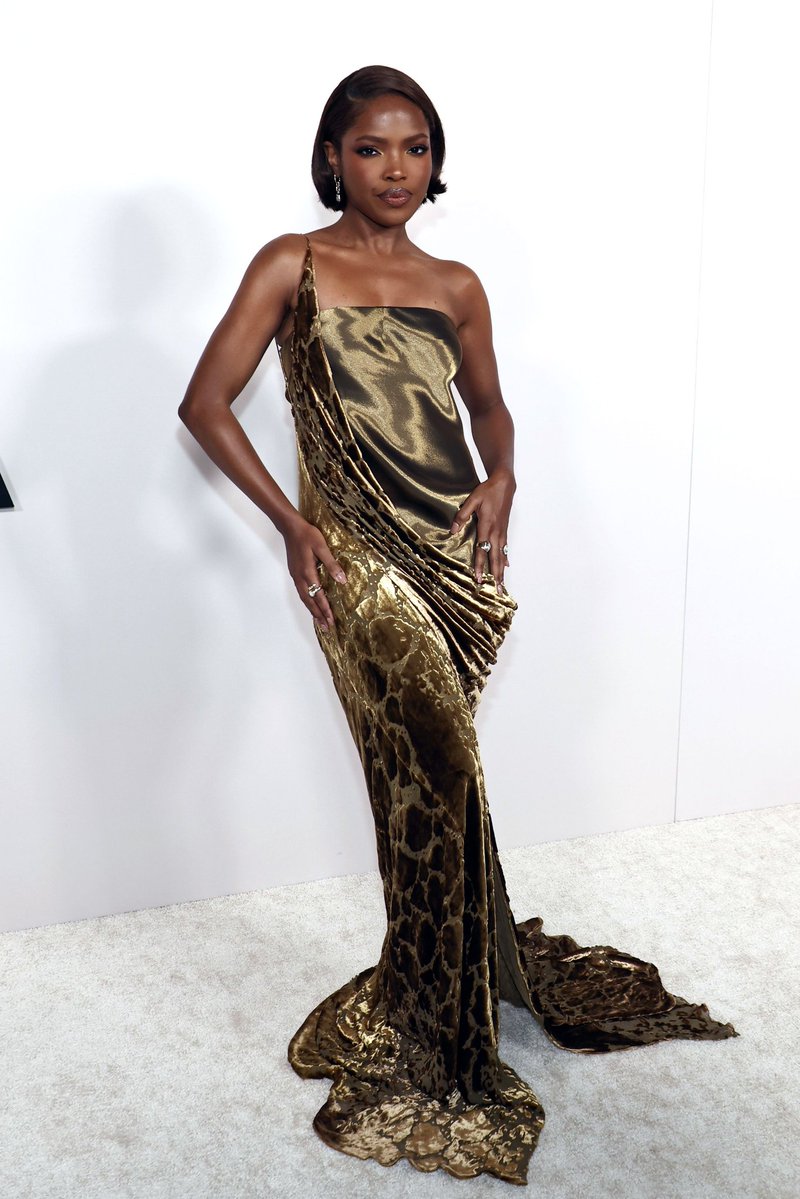 La Mode Unknown tweet media