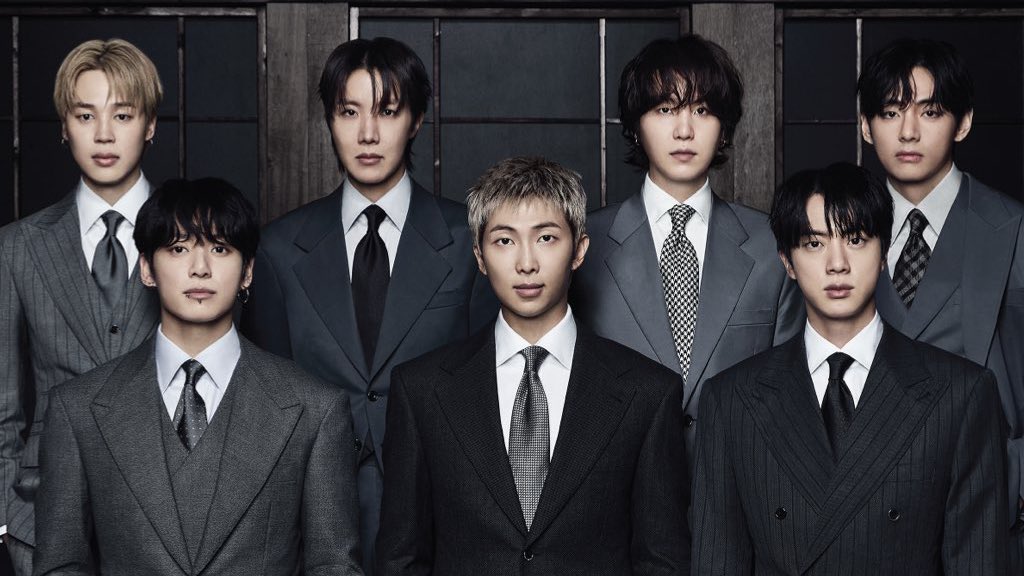 VMIN INTO THE SUN⁷ tweet media