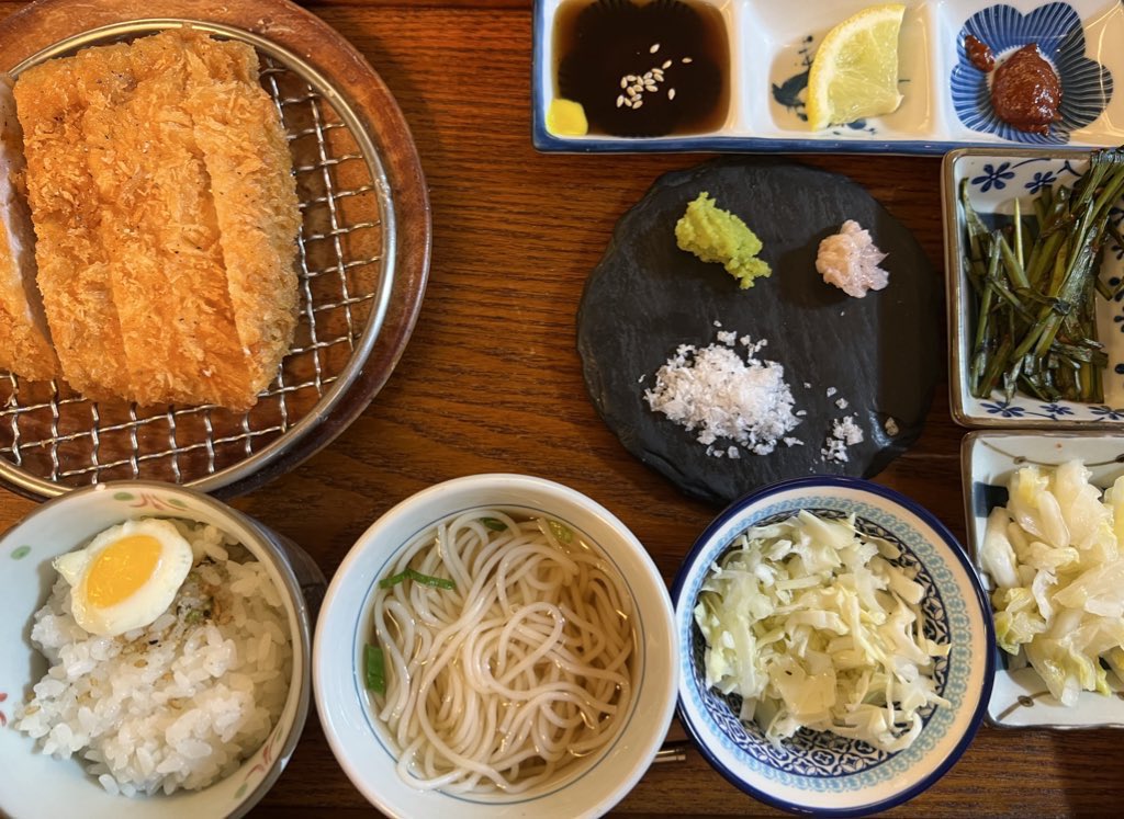 น้อนแมวจ้ม ★★ tweet media