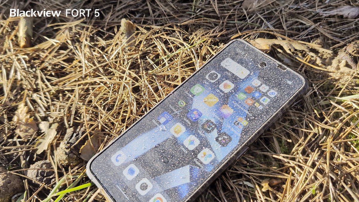 BlackviewPhone's tweet image. Dust, drops, and drizzles? FORT 5 handles it all while you focus on the adventure! 📱
#Blackview #FORT5 #SlimRuggedPhone
Explore more: s.click.aliexpress.com/e/_c2uXYtBp