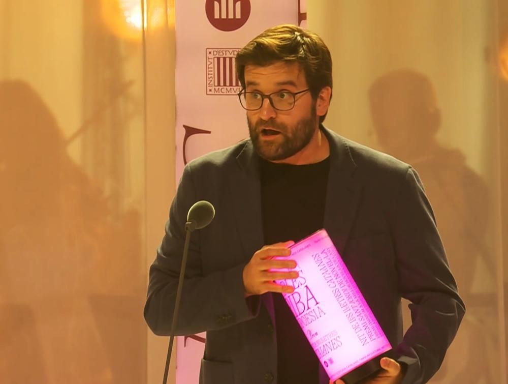 La Lectora tweet media