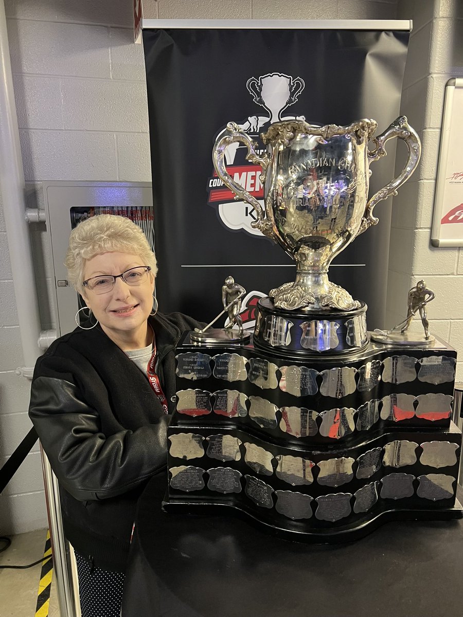 Storm_City_Fans's tweet photo. Happy birthday to our president Suzanne!
#gostormgo https://t.co/lZj2z3i5cO
