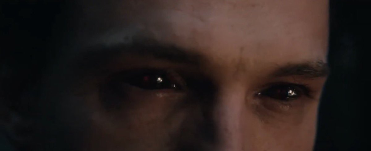 fehspiderboy's tweet image. cara oq ta havendo com o Peter aqui???
ELE TA COM O SIMBIONTE???