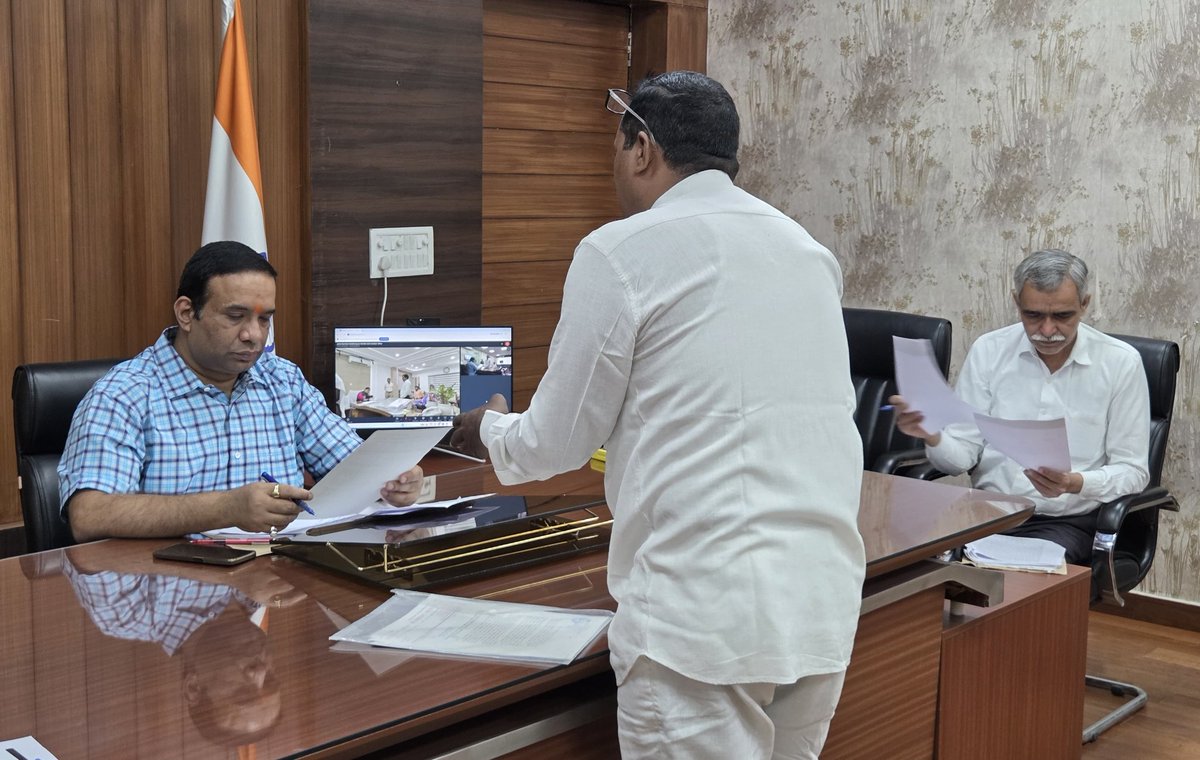 CDO Amethi tweet media