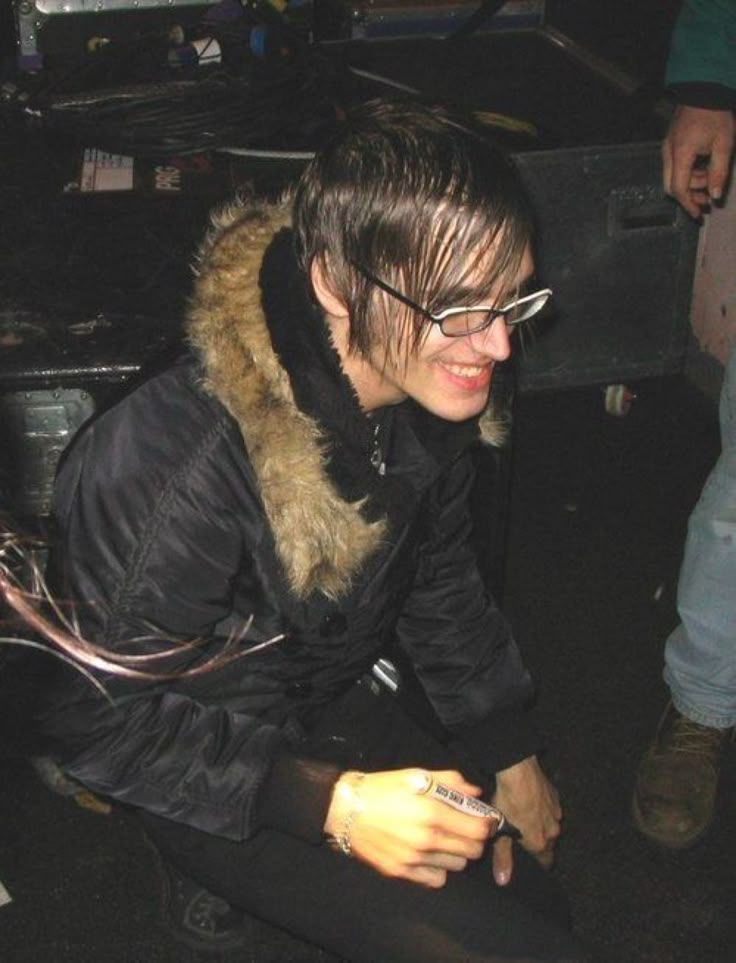 Mikey Hourly tweet media